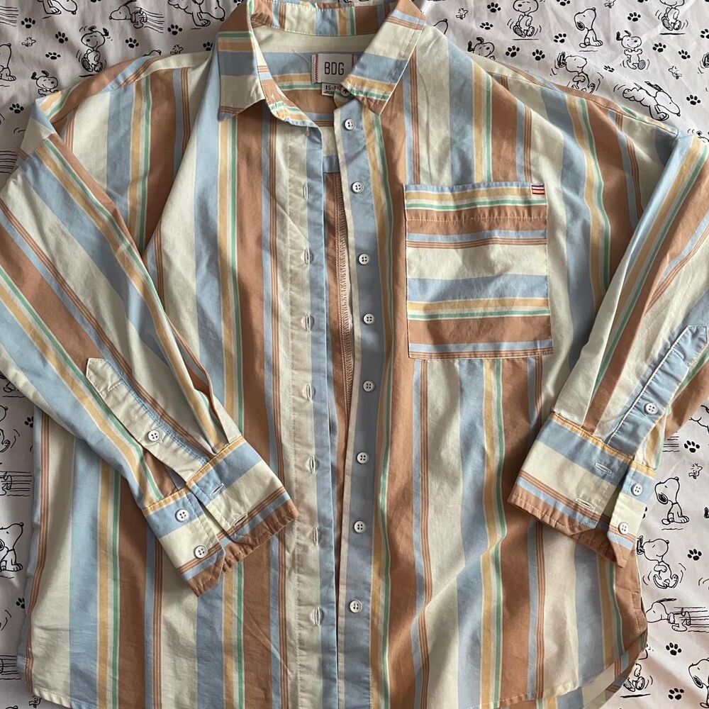 Bdg Women's long-sleeve button-up shirt